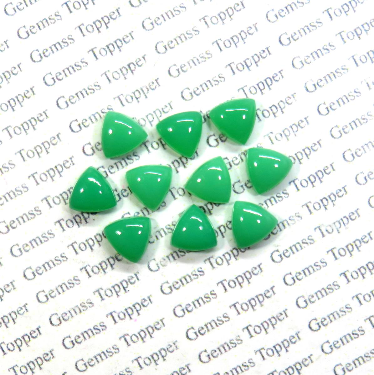 Chrysoprase 10x10 mm Trillion Cabochon